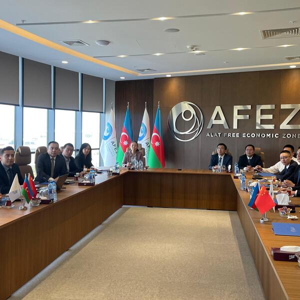 Delegation from the China Overseas Development Association paid an official visit to the Alat Free Economic Zone